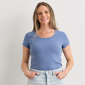 womens organic scoop neck tee