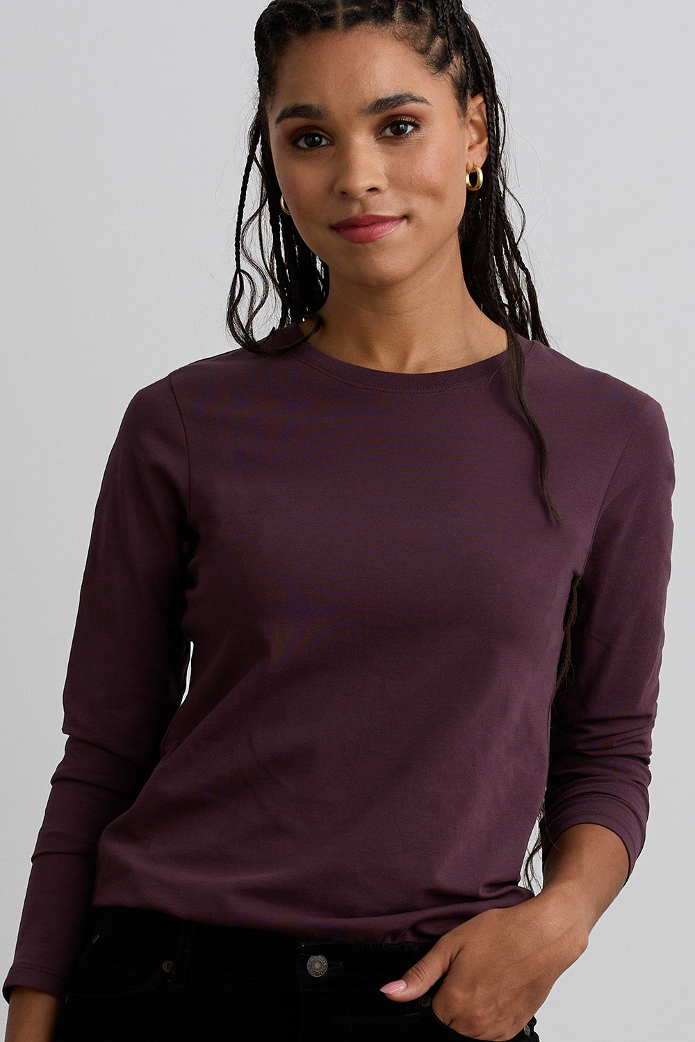 womens long sleeve crew neck tee