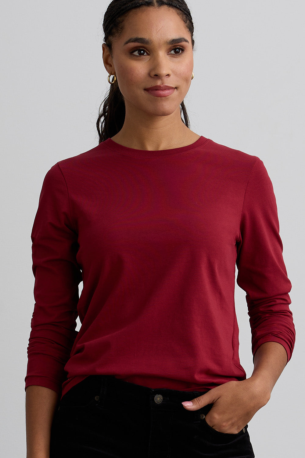 womens long sleeve crew neck tee